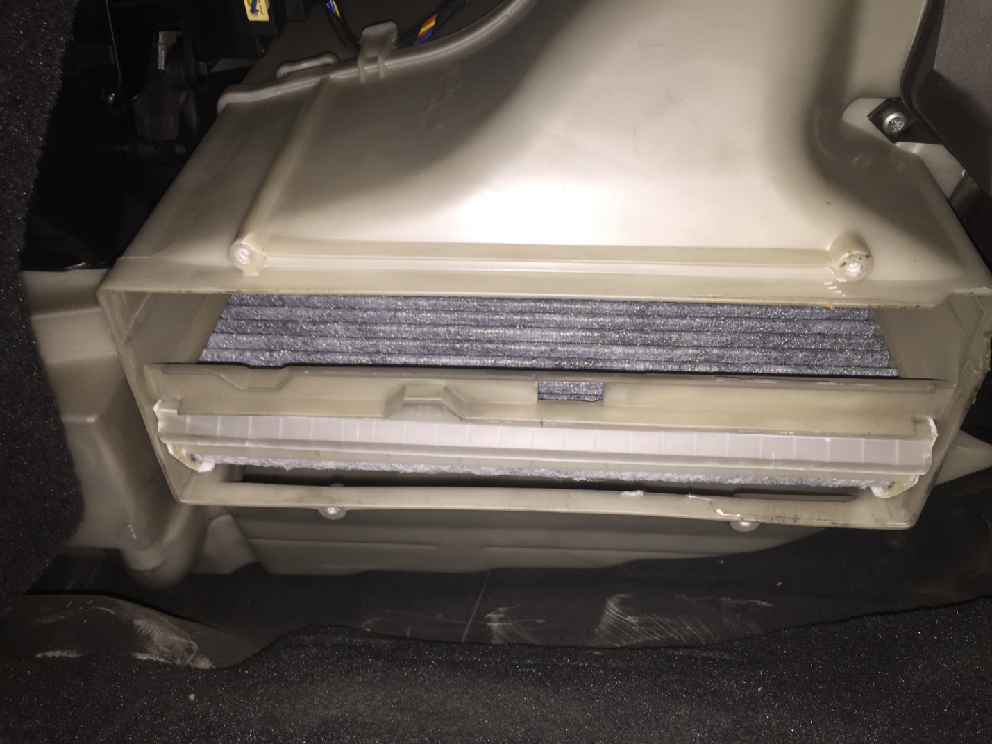 Volvo xc90 замена салонного фильтра